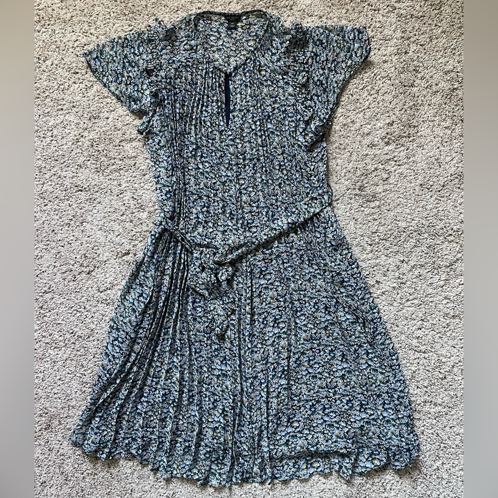 - Ann Taylor - Blue and Green Floral Pleated Short Sleeve A-Line Dress